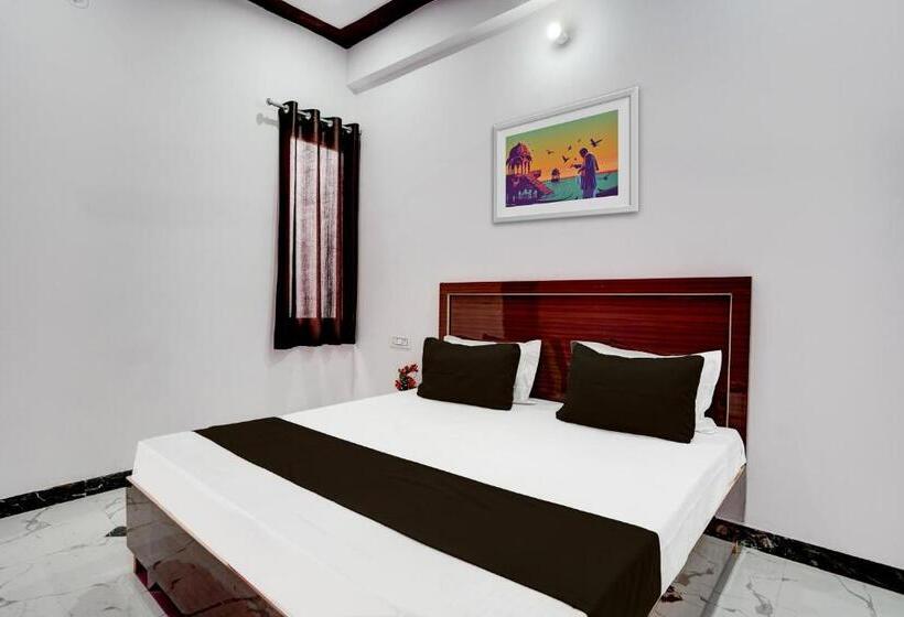 호텔 Oyo Raj