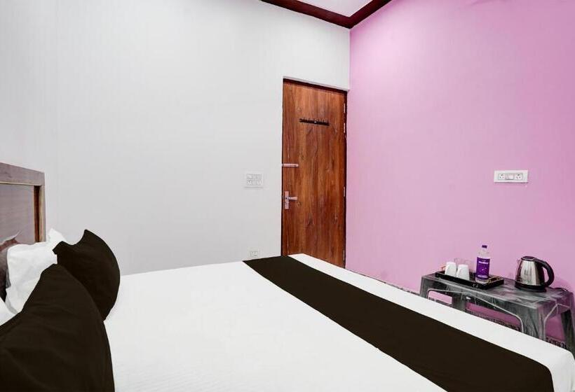 호텔 Oyo Raj