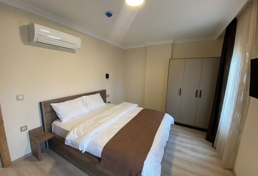 בית מלון כפרי Rena Grand Residence & Suit