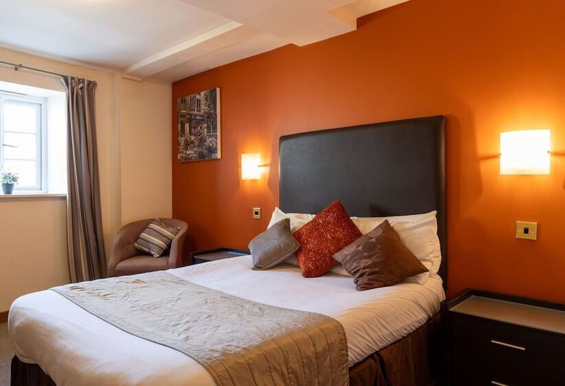 בית מלון כפרי The Warehouse