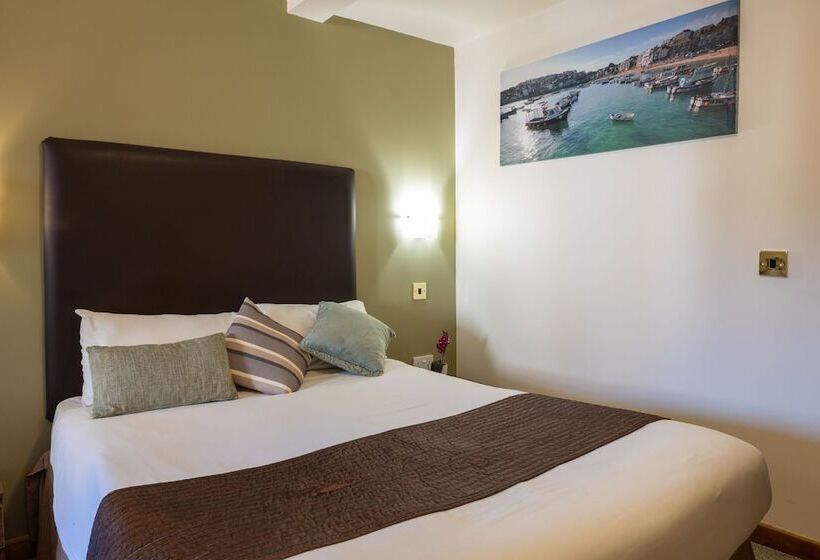 בית מלון כפרי The Warehouse