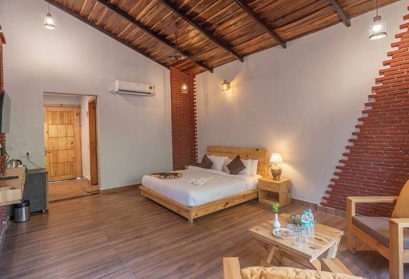 Hotel The Destin Ekaant By 3tree Group