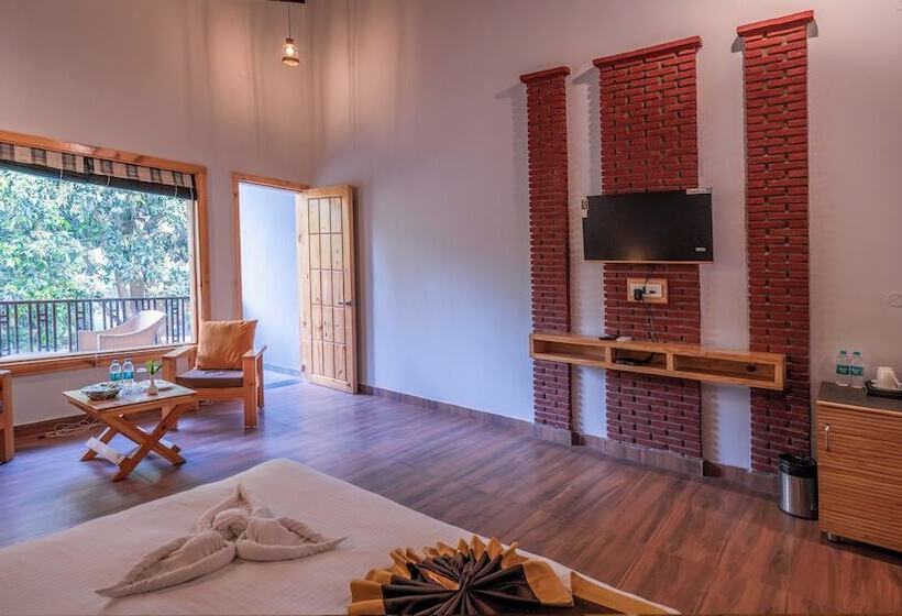 Hotel The Destin Ekaant By 3tree Group