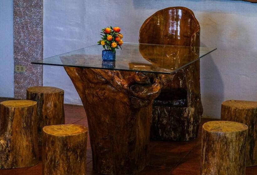 One Alo Hotel And Resort By Hiverooms