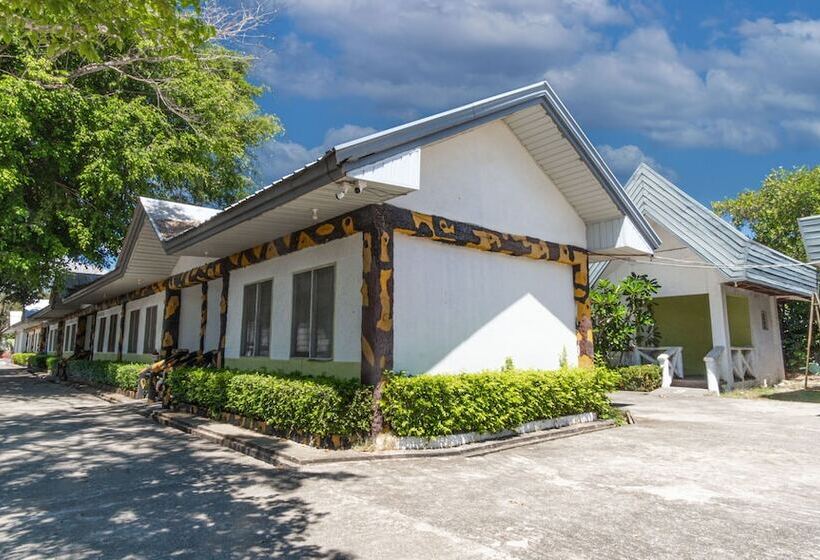 One Alo Hotel And Resort By Hiverooms