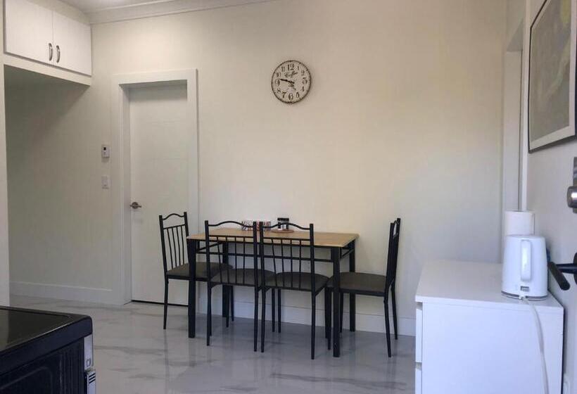 Pensió 2024 Newly Built 2nd Lvl Guest Suite   2 Bedrooms