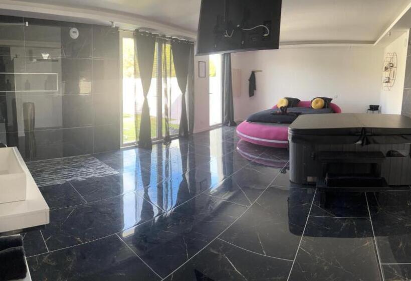 بنسيون Chambres Des Délices