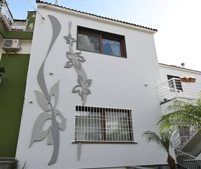 Пансион Slopes Suites And Spa