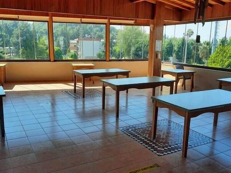 Yunus Hotel & Bungalow