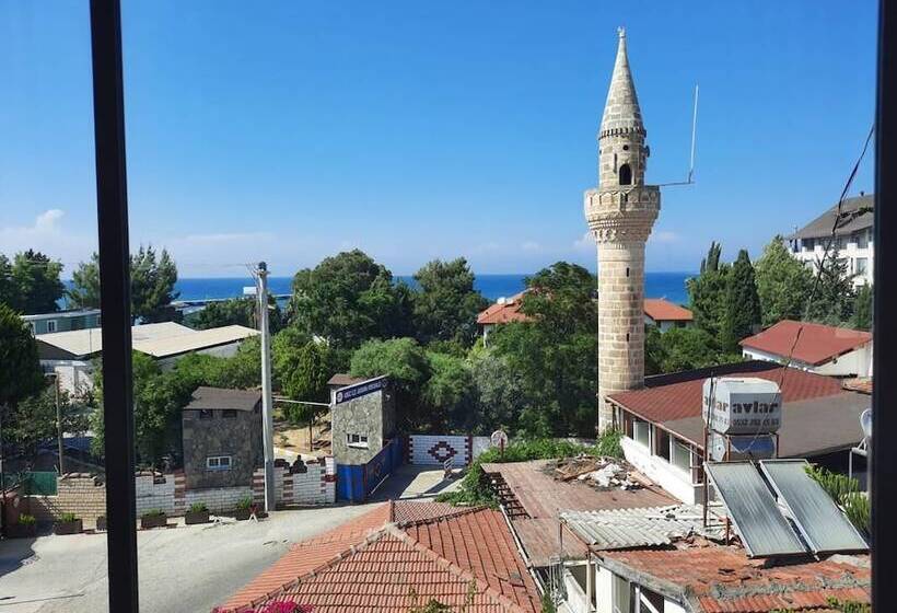 Yunus Hotel & Bungalow