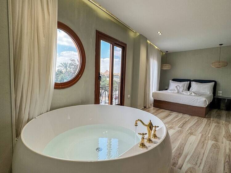 فندق Almas Pyramids View