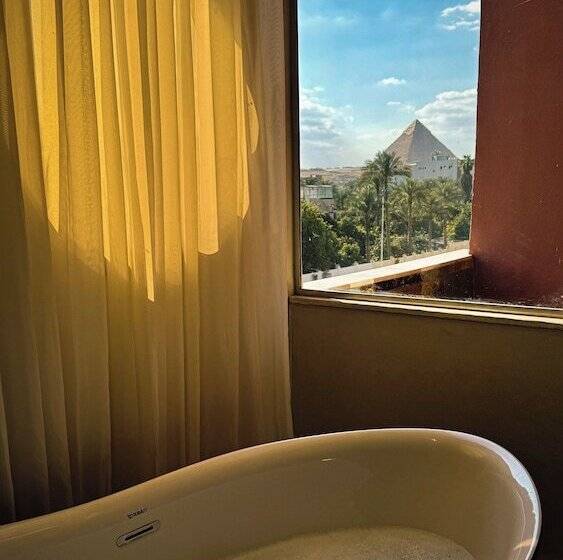 فندق Almas Pyramids View