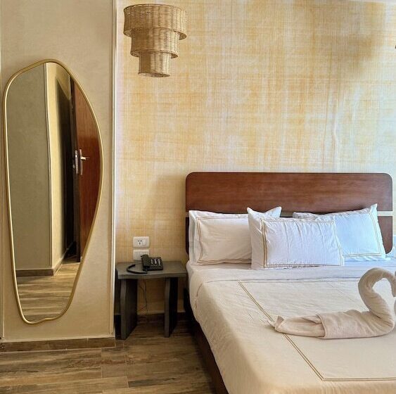 فندق Almas Pyramids View