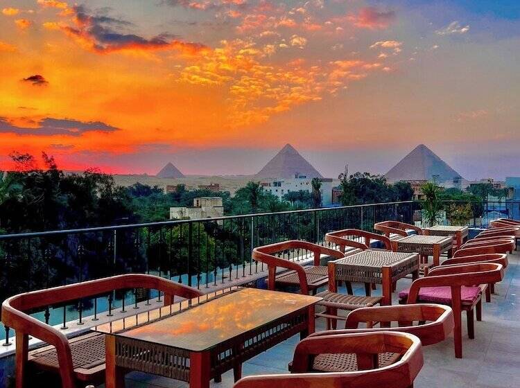 فندق Almas Pyramids View