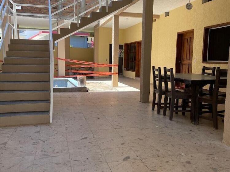 호텔 And Bungalows Palaces