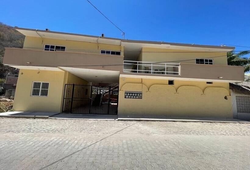 호텔 And Bungalows Palaces