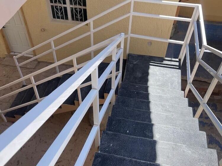 호텔 And Bungalows Palaces