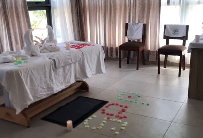 هتل Mankoview Beach Resort