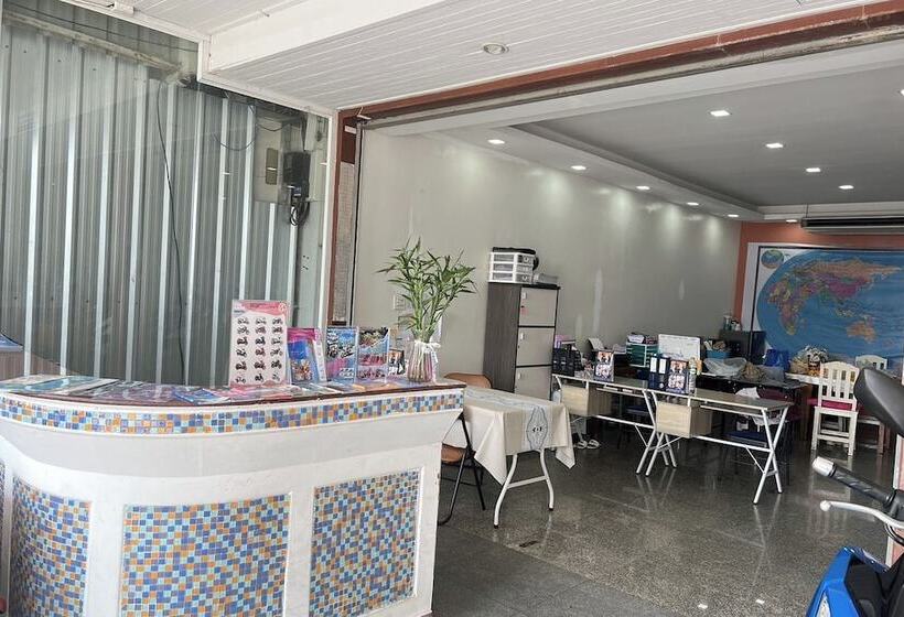 Отель One World One Home Patong 1