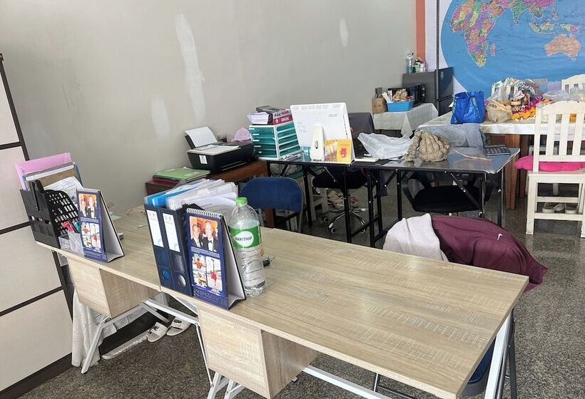 Отель One World One Home Patong 1