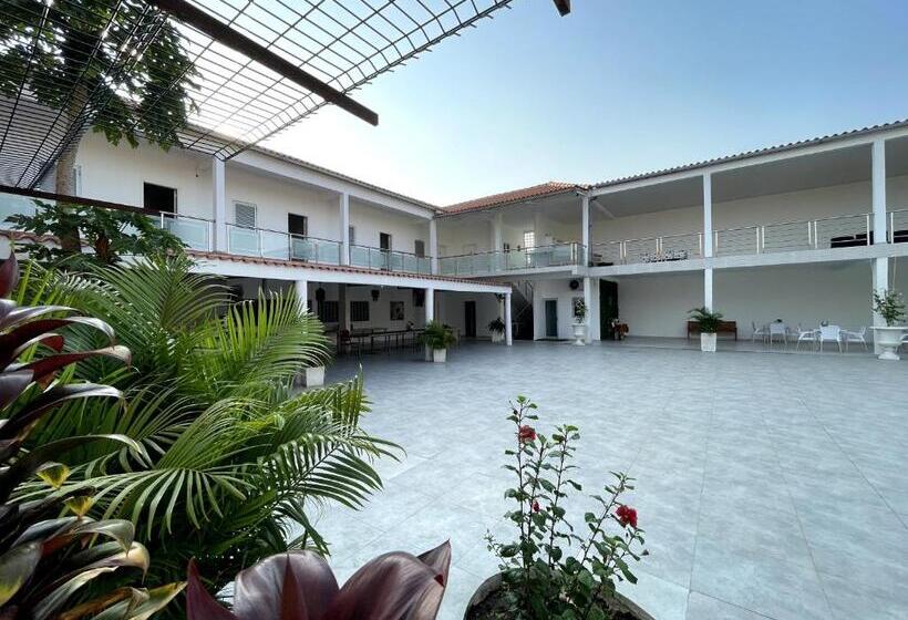 پانسیون Espaço Ru B