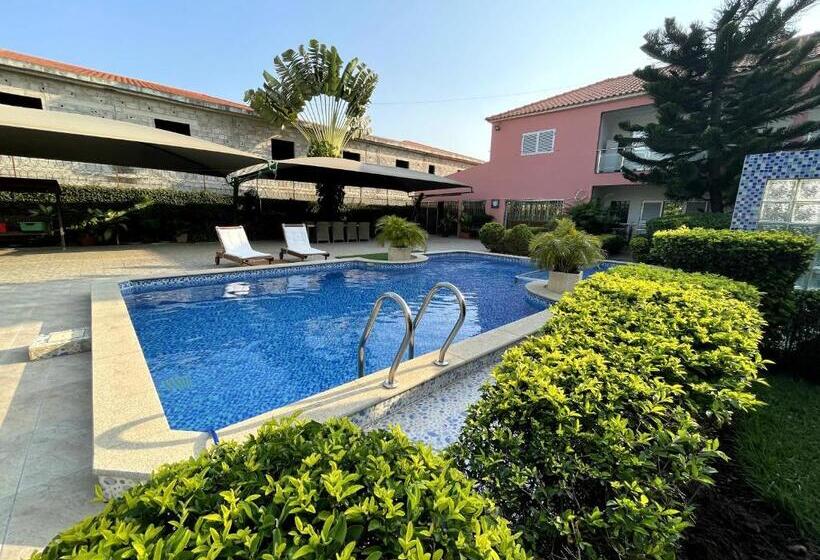 پانسیون Espaço Ru B