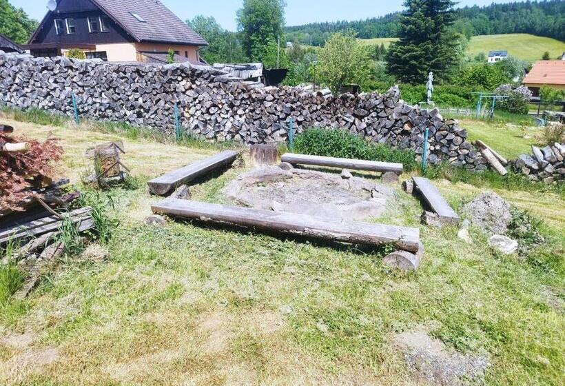 ペンション Penzion U Lipna