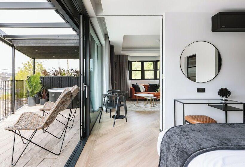 پانسیون The Cliffe At The Quay