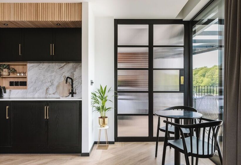 پانسیون The Cliffe At The Quay