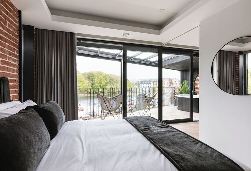 پانسیون The Cliffe At The Quay