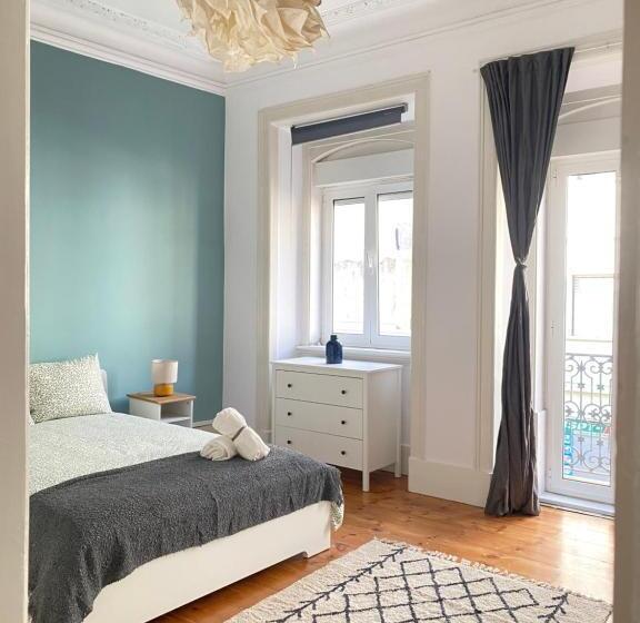 هاستل Terrace House