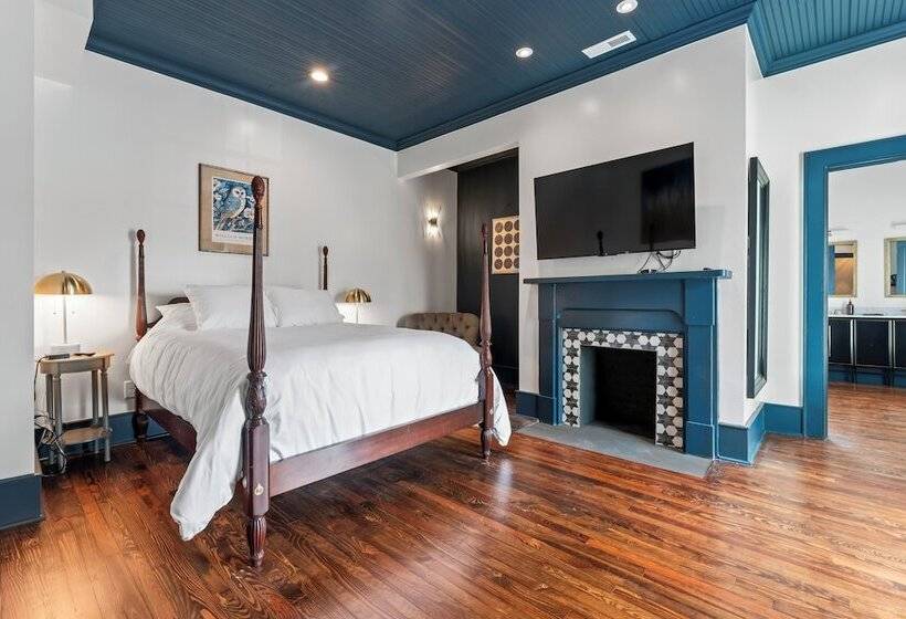 ベッドアンドブレックファースト The Opal And West House