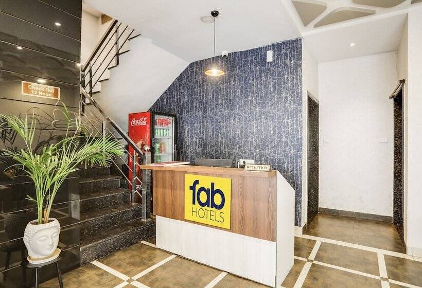 Fabhotel Johar Inn