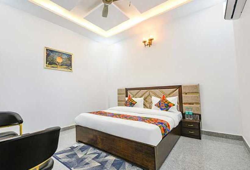 Fabhotel Mountain Inn