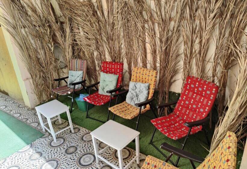 Fatih Hostel For Males نُزل فاتح   سكن مشترك للرجال