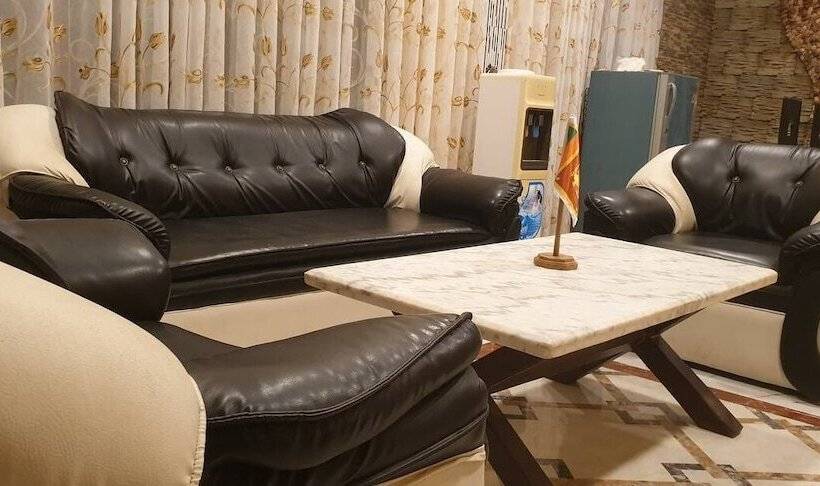 Отель Gabriel Lanka