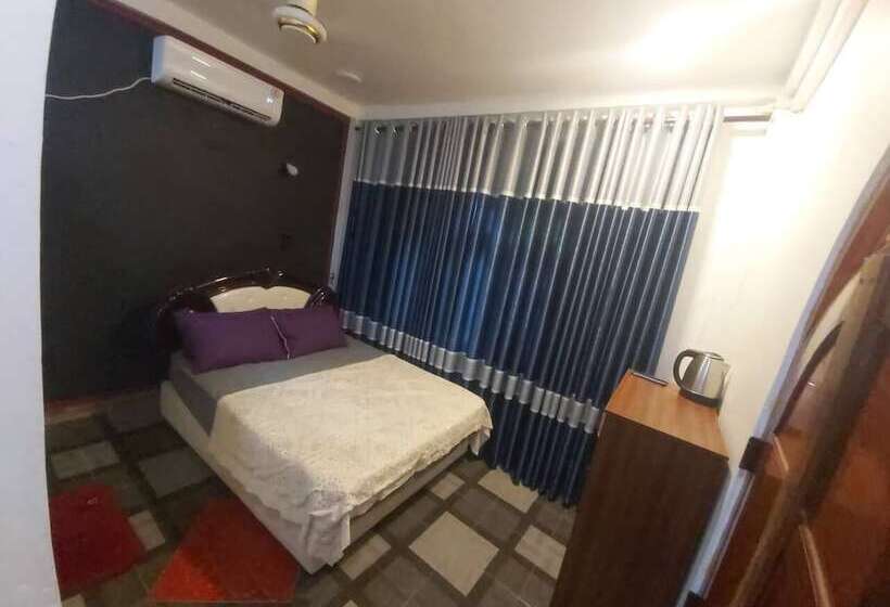 Отель Gabriel Lanka