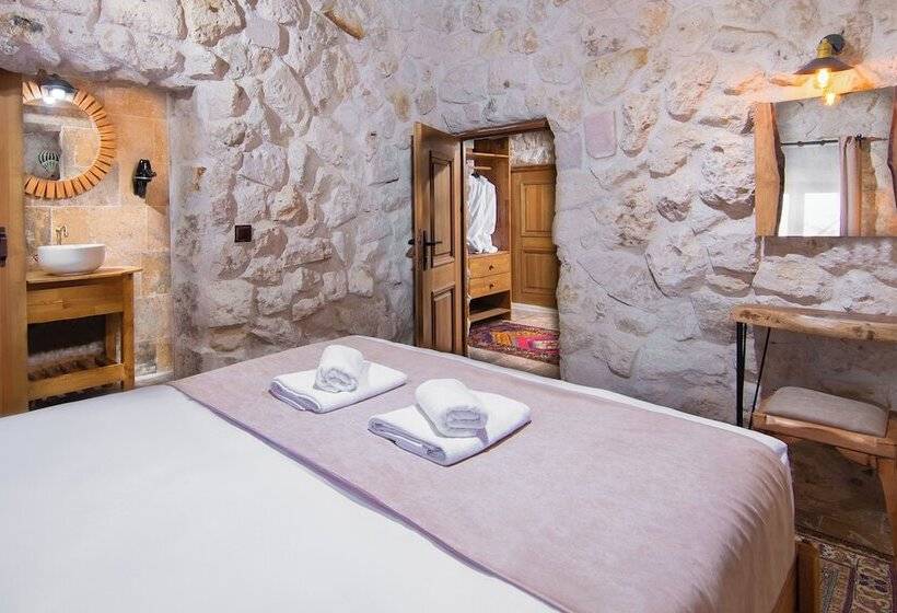 בית מלון כפרי Cappadocia Cavusin Stone House