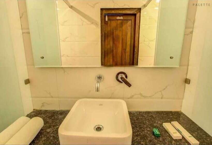 Hotel Treebo Tiger Pug Mark Resort, Ramnagar