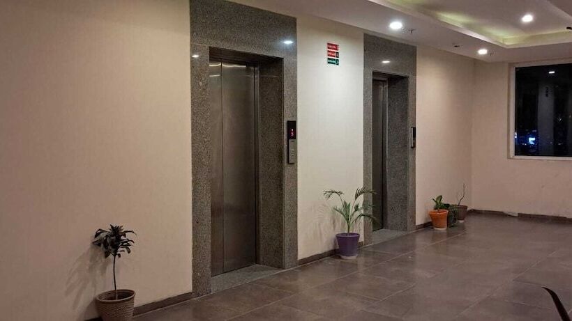 Отель Luxsugero Studios Dehradun Mussoorie