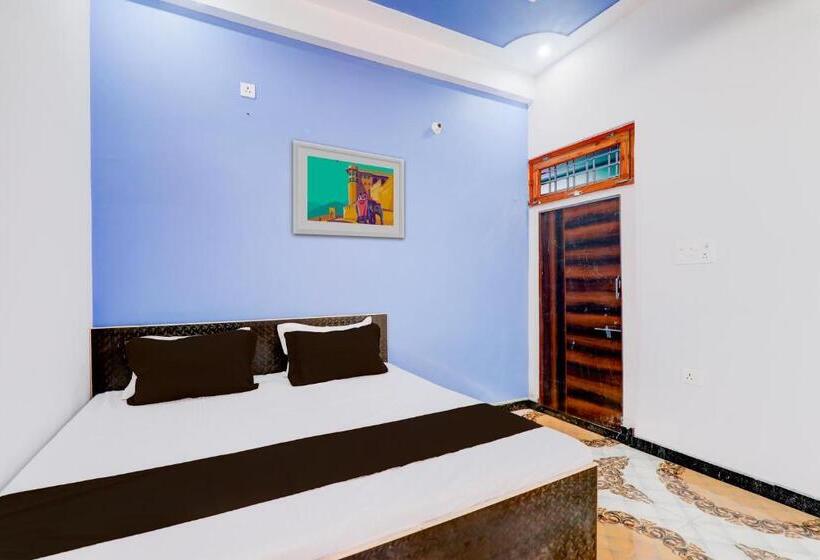 ホテル Oyo Flagship Arl Mansion