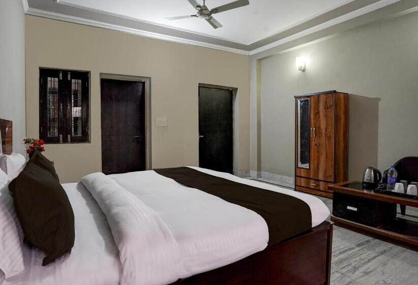 Hotel Oyo Sun Flower Residency