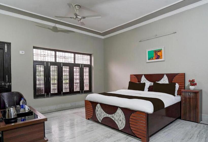 Hotel Oyo Sun Flower Residency