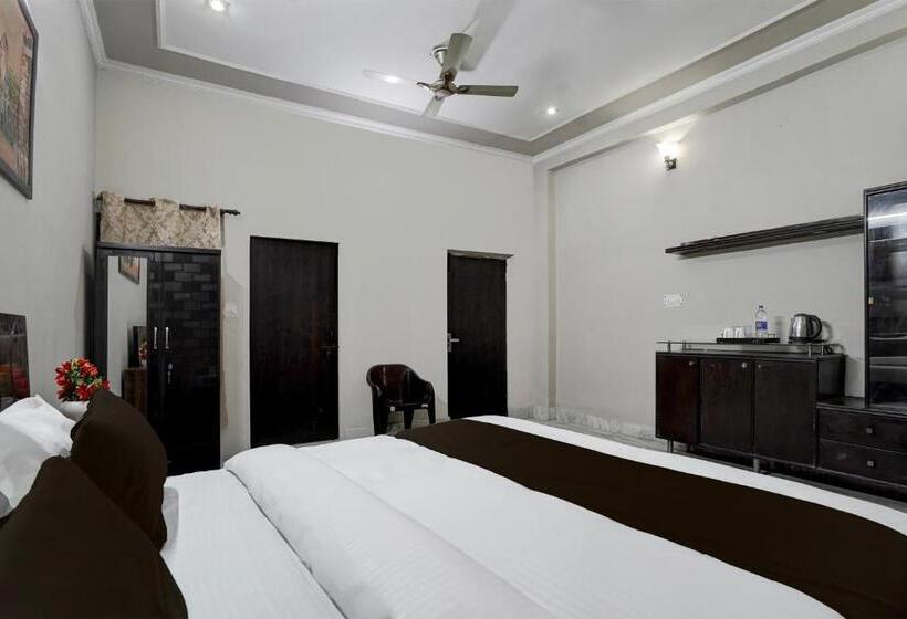 Hotel Oyo Sun Flower Residency