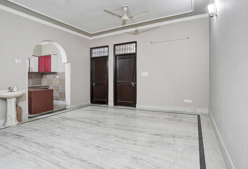 Hotel Oyo Sun Flower Residency