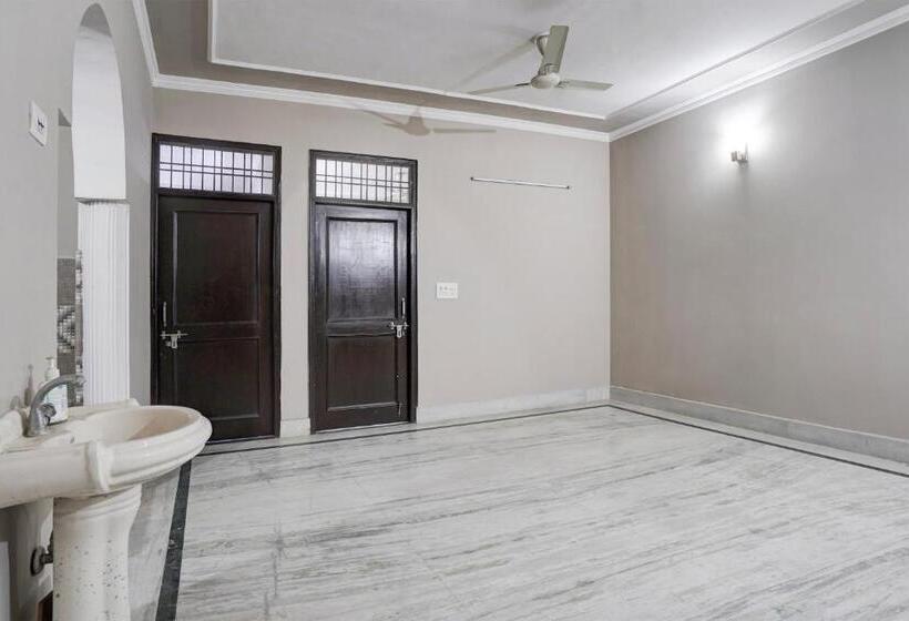 Hotel Oyo Sun Flower Residency