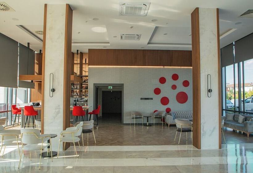 Отель Ramada By Wyndham Dalaman