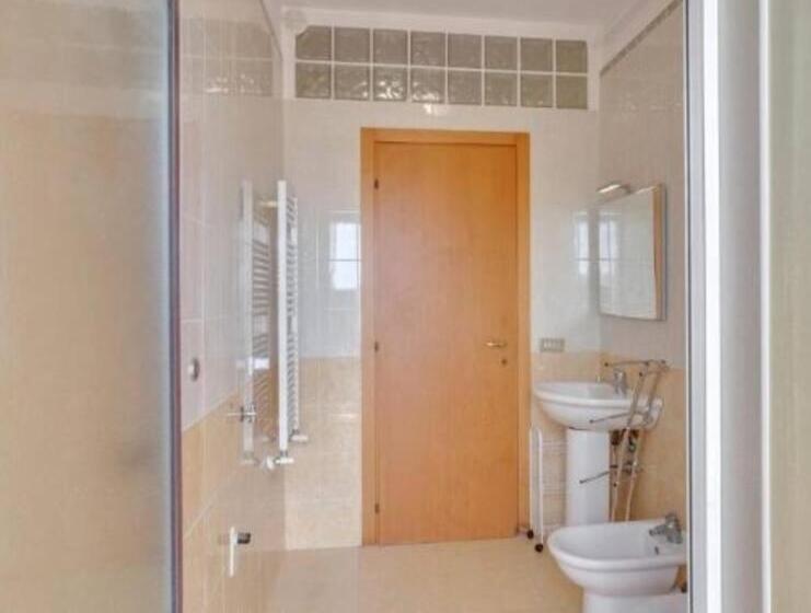 פנסיון L’orchidea Rooms, Cucina E Bagno In Comune