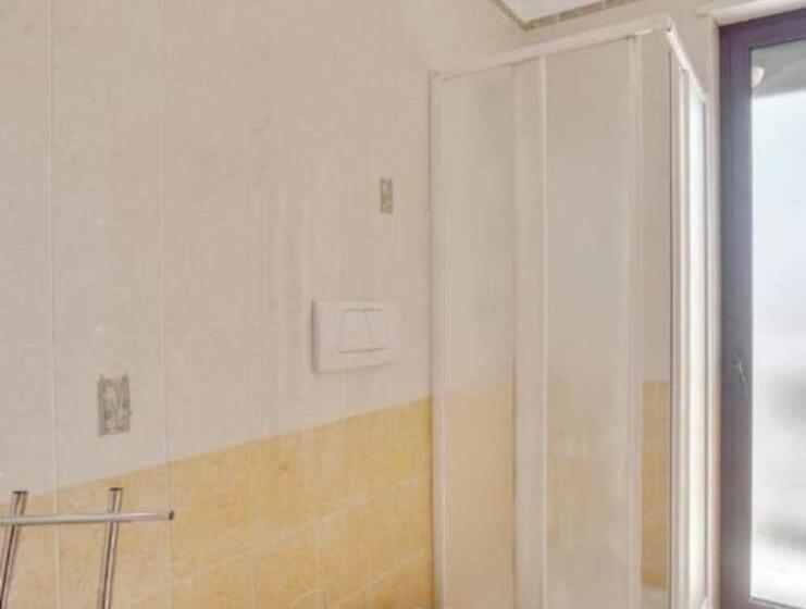 Pensjonat L’orchidea Rooms, Cucina E Bagno In Comune