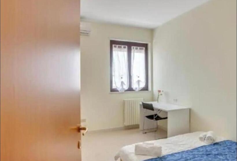 Pensjonat L’orchidea Rooms, Cucina E Bagno In Comune